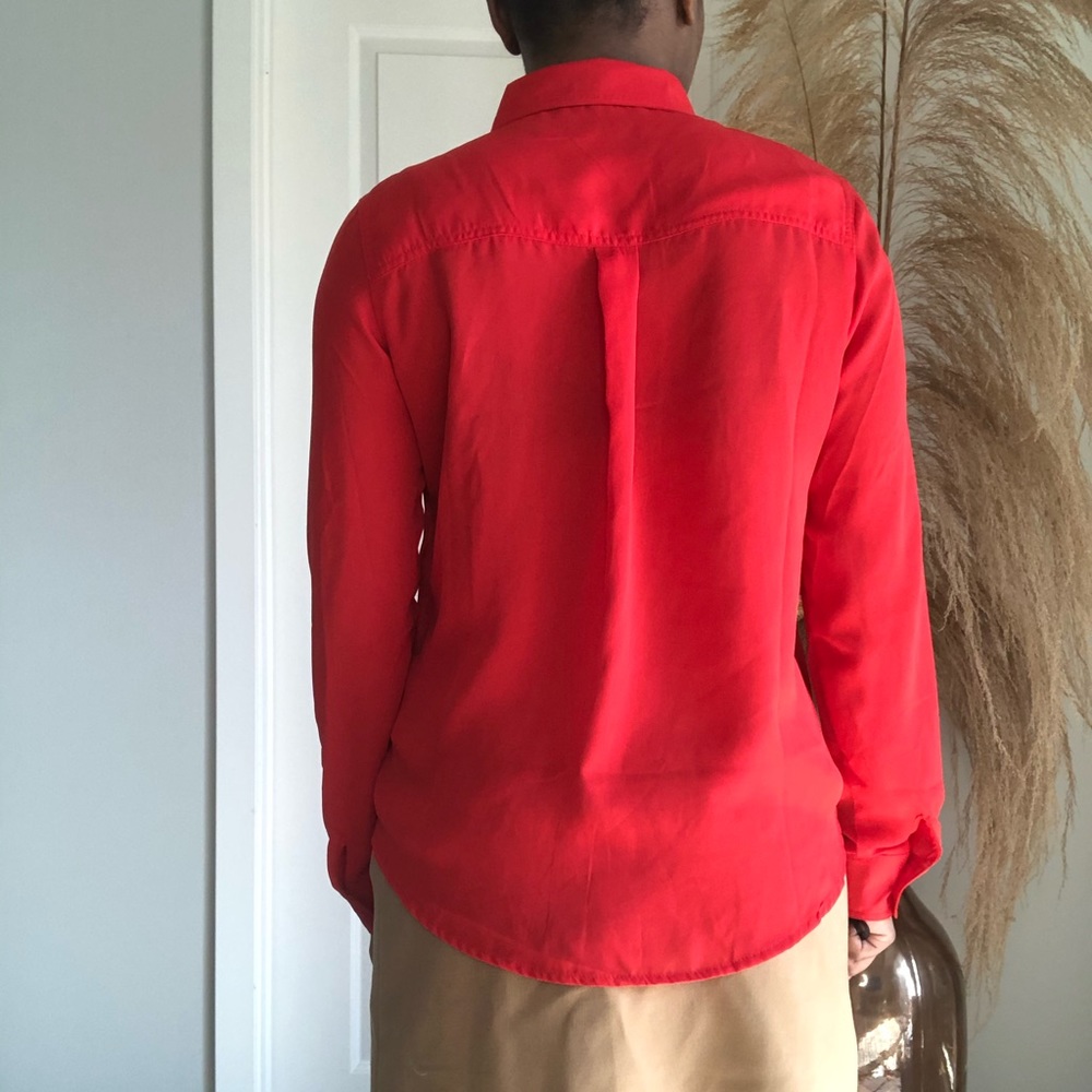 Forever21  Red button down blouse - Picture 2 of 5